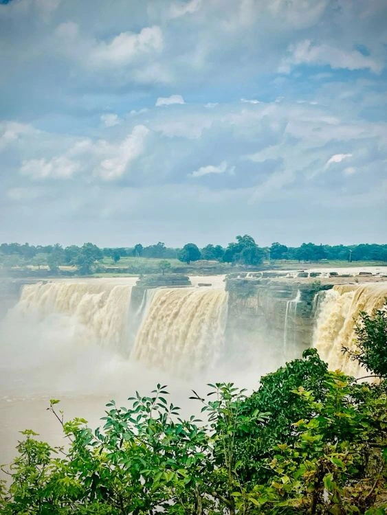 Varanasi, Sarnath, Prayagraj, Chitrakoot, Chhapaiya & Ayodhya Tour Package
