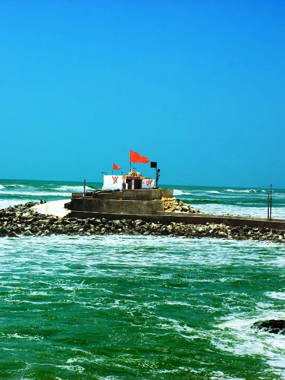 Gujarat tour package Dwarka Somnath Junagadh Sasan Gir Ahmedabad