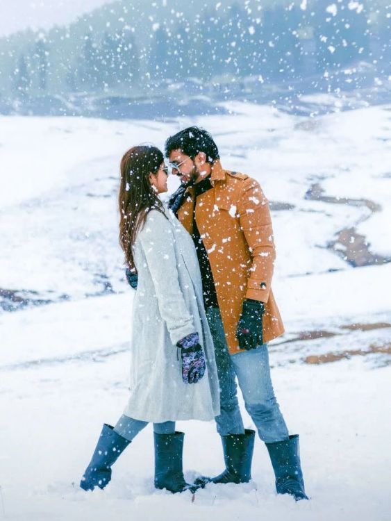 Jammu & Kashmir Honeymoon Tour Package from Srinagar