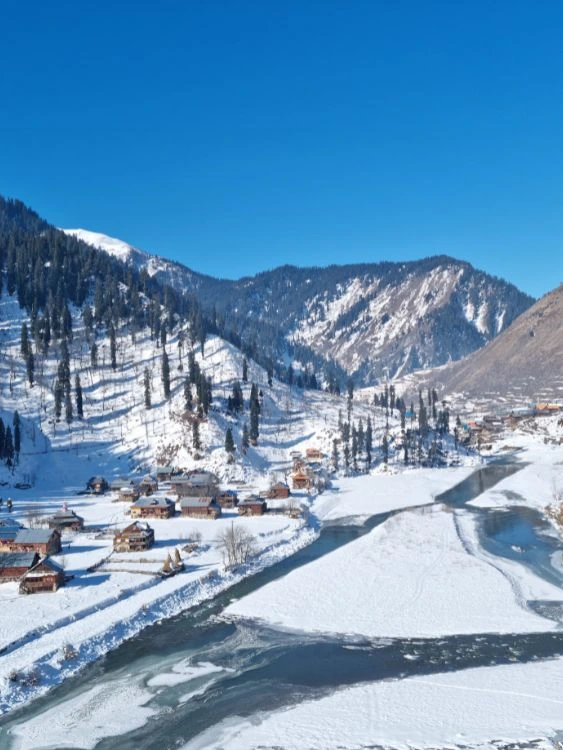 Kashmir tour package 5N/6D